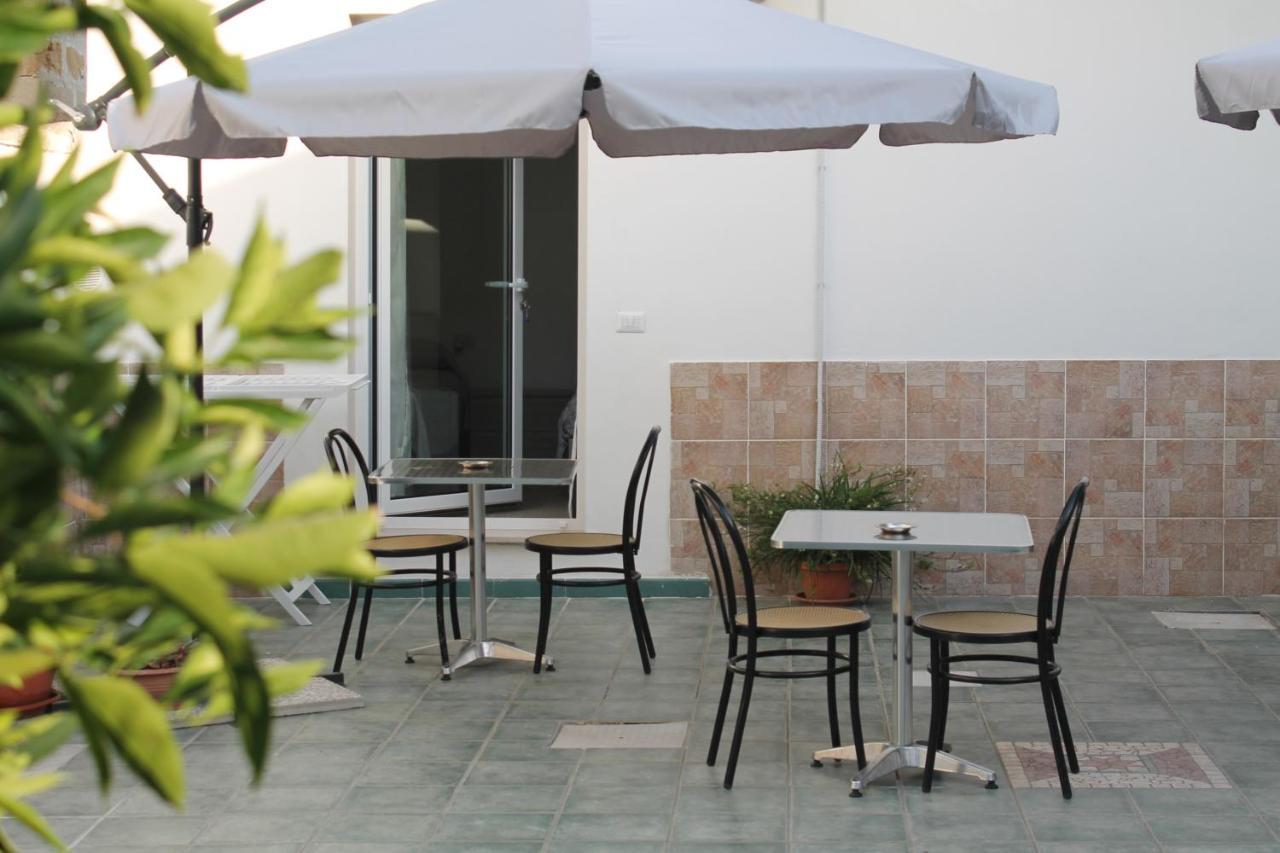 B&B Sunrise Porto Cesareo Buitenkant foto