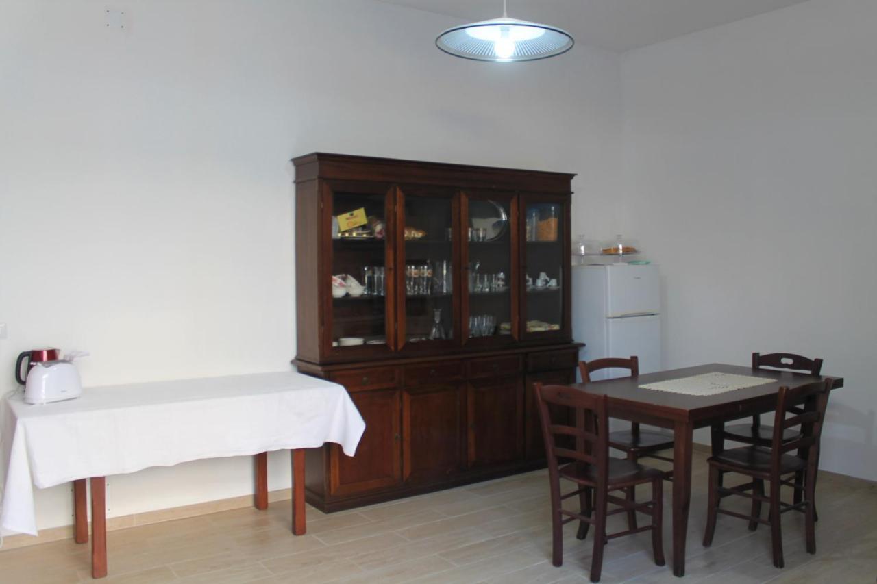 B&B Sunrise Porto Cesareo Buitenkant foto