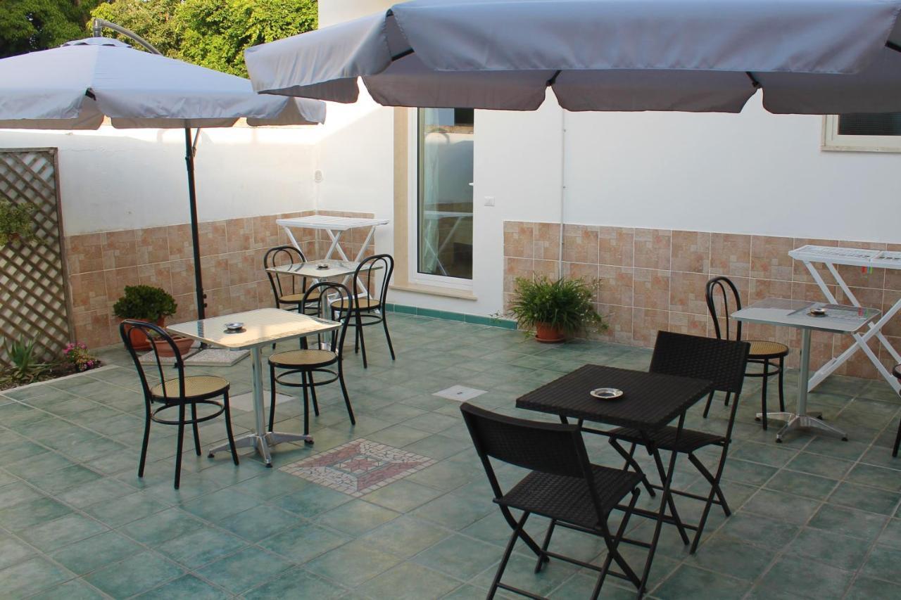 B&B Sunrise Porto Cesareo Buitenkant foto